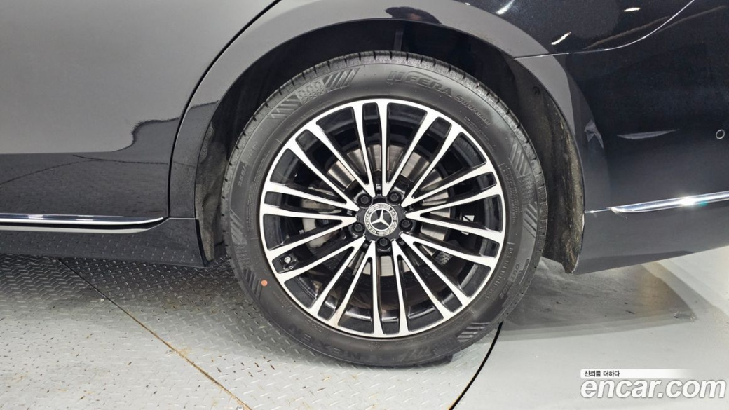 Mercedes-Benz S-Class S350 d, 2023