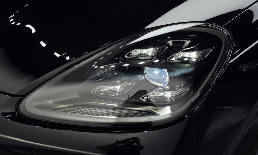 Porsche Cayenne 3.0 PLATINUM EDITION, 2023