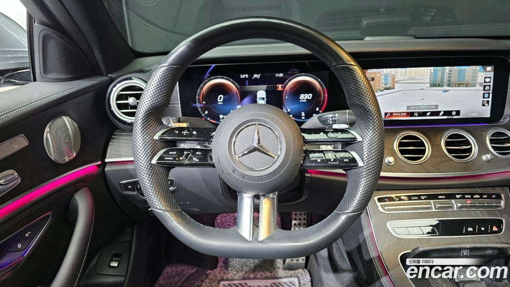Mercedes-Benz E-Class E220d 4MATIC AMG Line, 2022