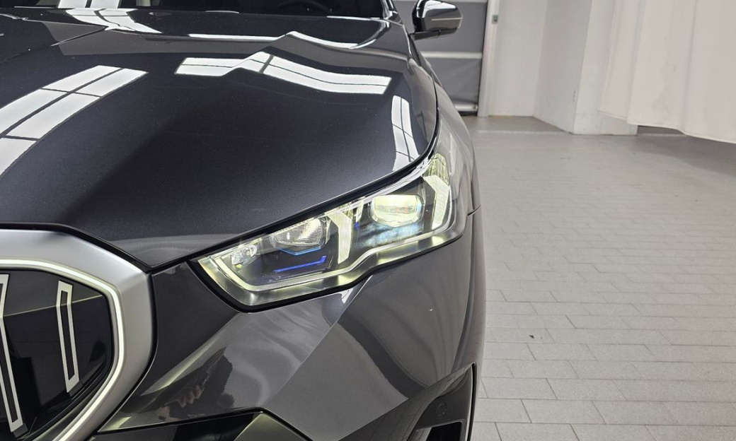 BMW 5-Series 520i M Sport, 2024