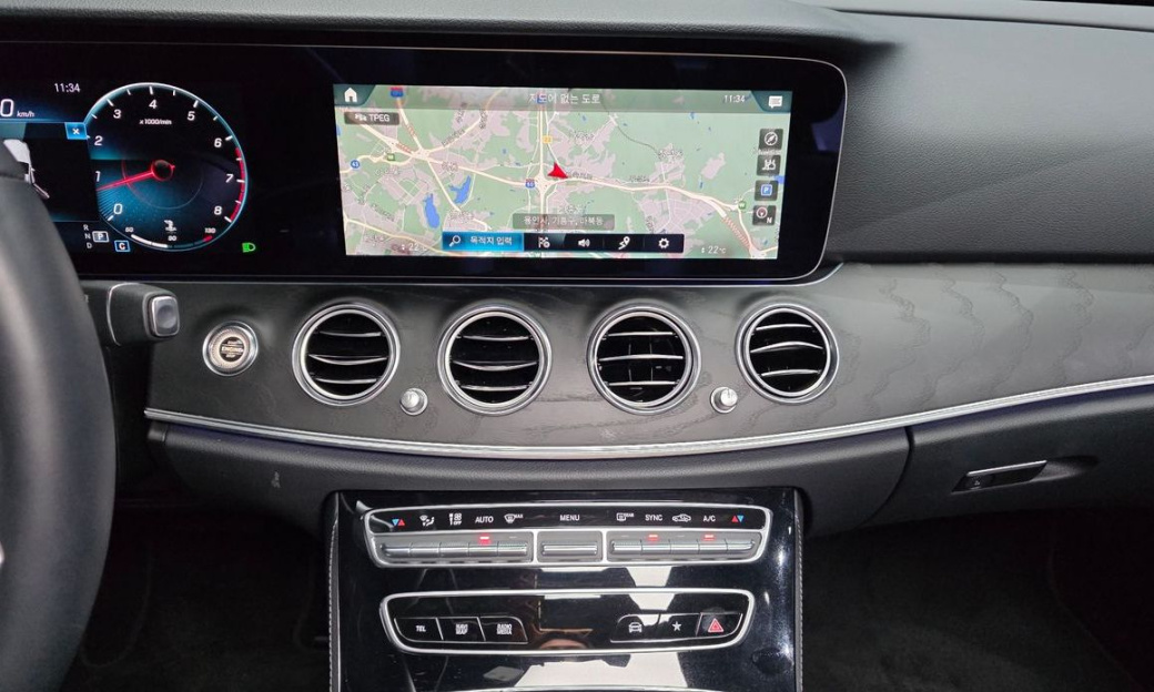 Mercedes-Benz E-Class E250 Avantgarde, 2022