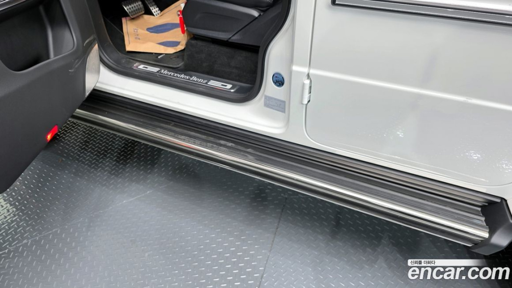 Mercedes-Benz G-Class G450d, 2026