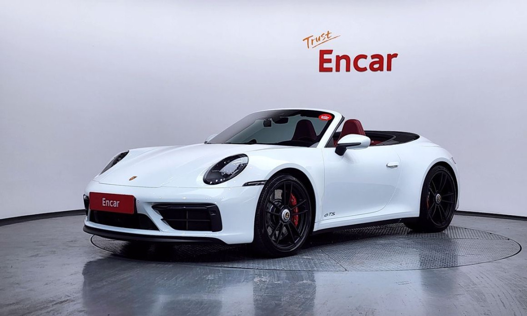 Porsche 911 Carrera GTS Cabriolet, 2022