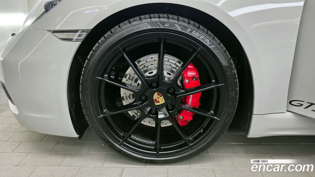 Porsche 718 4.0 GTS, 2024