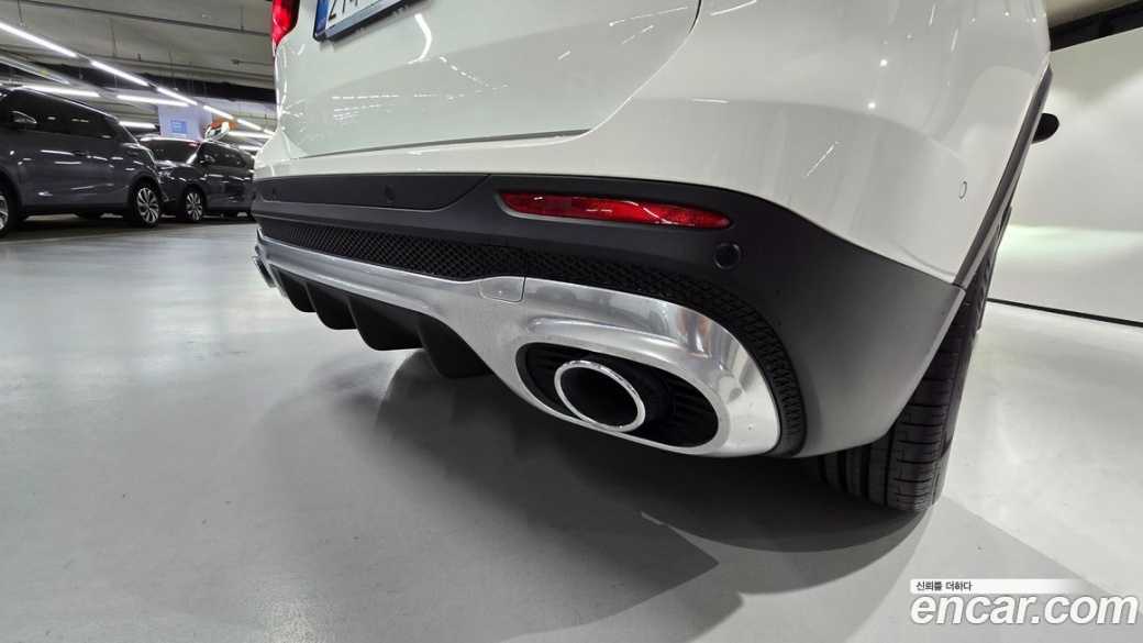 Mercedes-Benz GLB-Class AMG GLB35 4MATIC, 2025