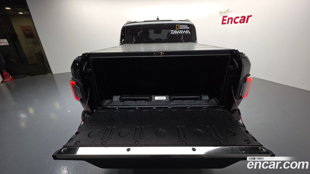 Kia Tasman 2.5T Gasoline 4WD, 2026