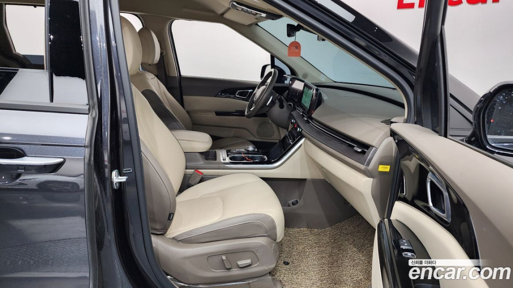 Kia Carnival 7-Seater Noblesse, 2022