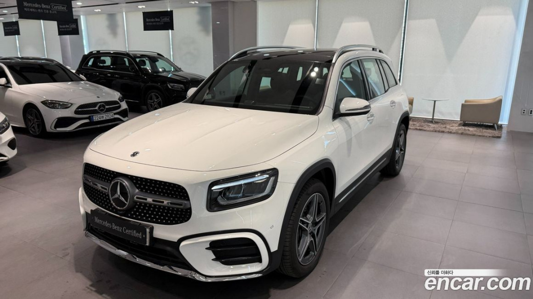 Mercedes-Benz GLB-Class GLB250 4MATIC, 2025