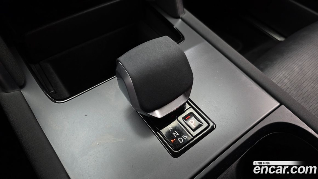 Land Rover Discovery Sport P250 Dynamic SE, 2025