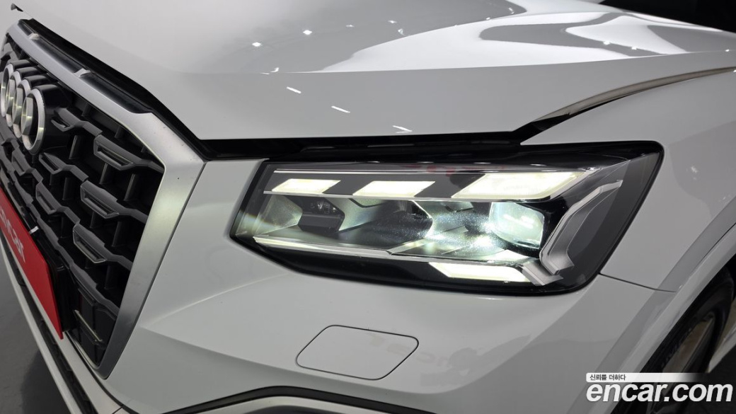 Audi Q2 35 TDI Premium, 2023