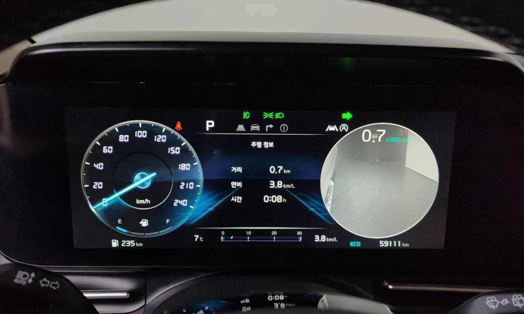 Kia Carnival 7-Seater Signature, 2022