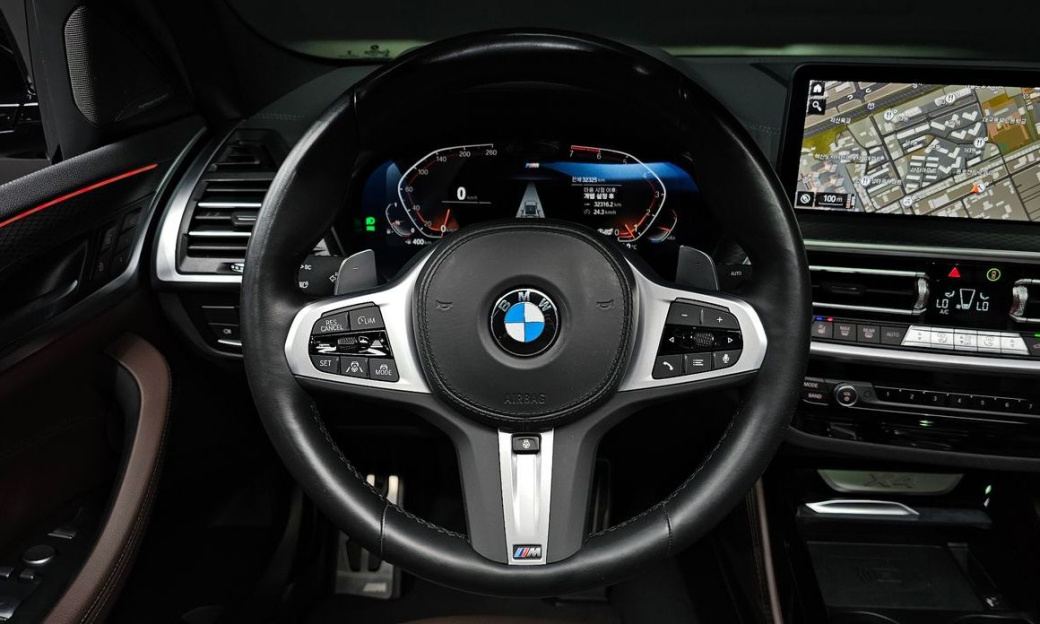 BMW X4 xDrive20i M Sports Pro, 2022