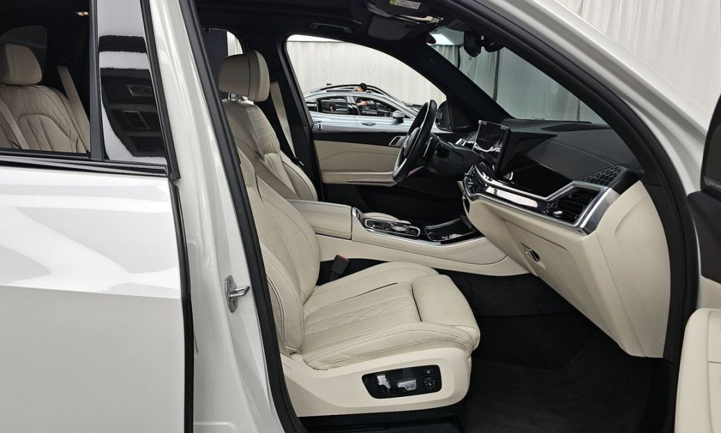 BMW X5 xDrive 40i M Sport, 2025