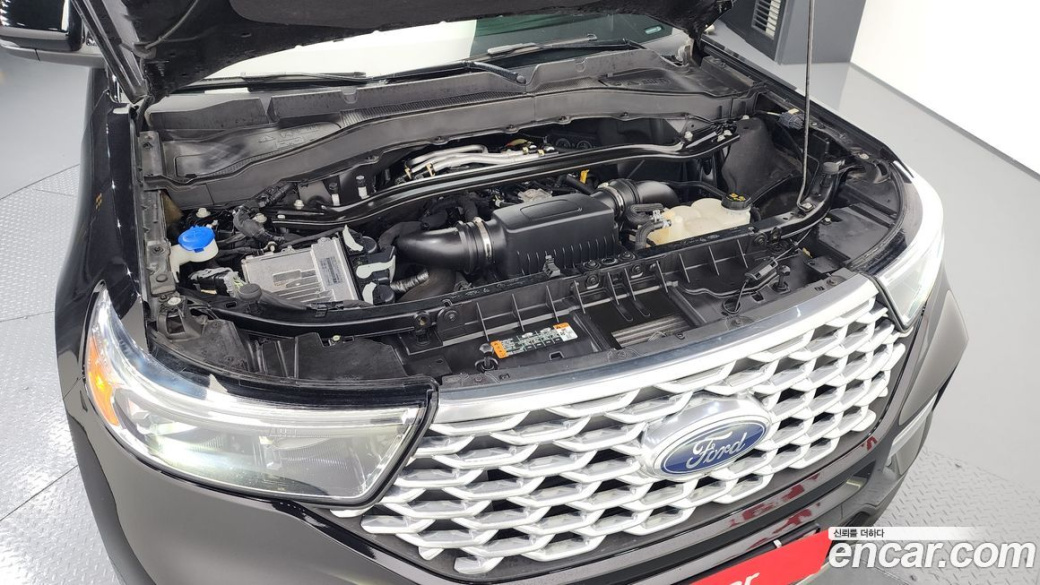 Ford Explorer 3.0 Platinum 4WD, 2022