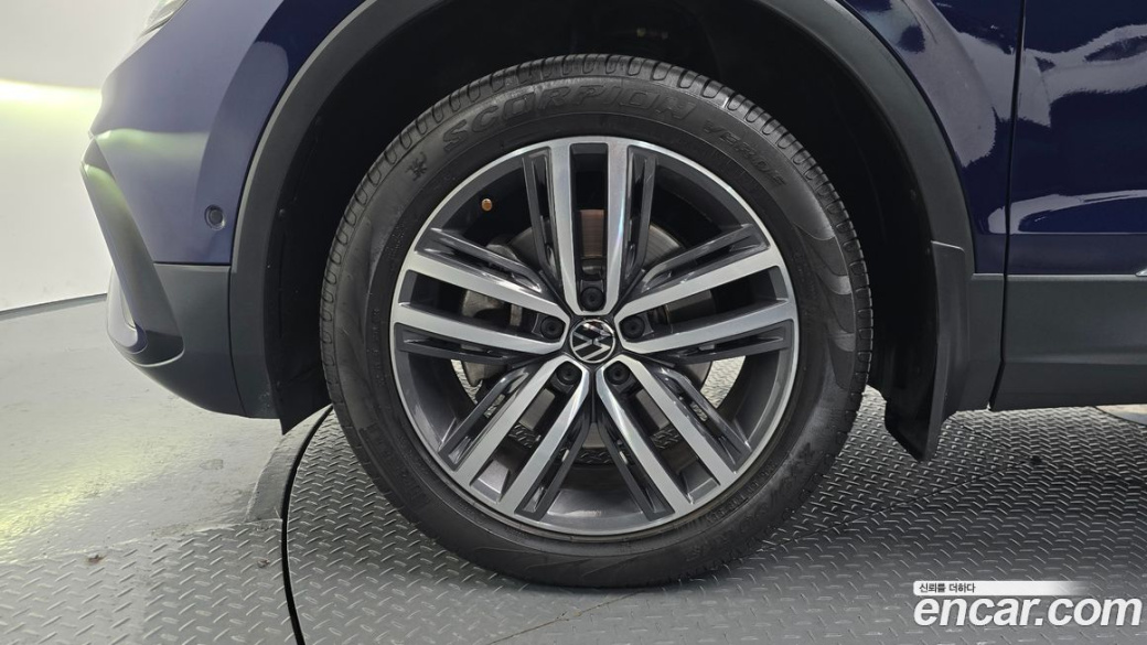 Volkswagen Tiguan 2.0 TSI Prestige, 2023
