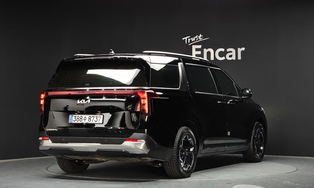 Kia Carnival 9-Seater Noblesse, 2025