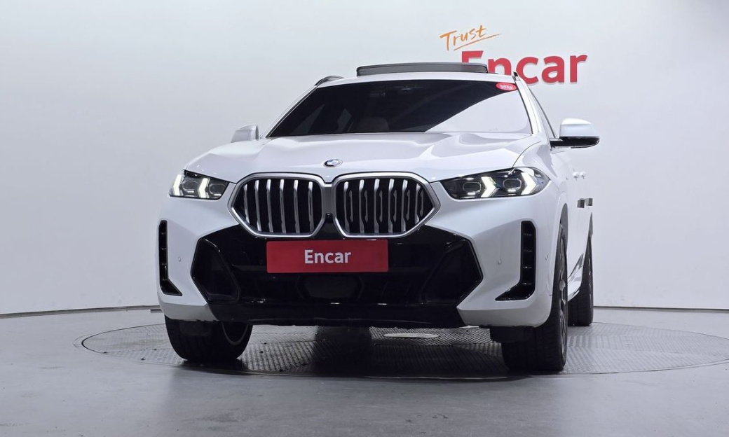 BMW X6 xDrive40i M Sport, 2024