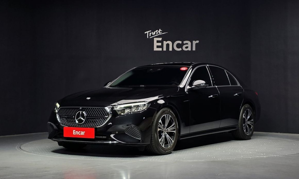 Mercedes-Benz E-Class E200 Avantgarde, 2025