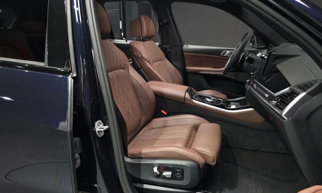 BMW X5 xDrive 40i M Sport, 2025