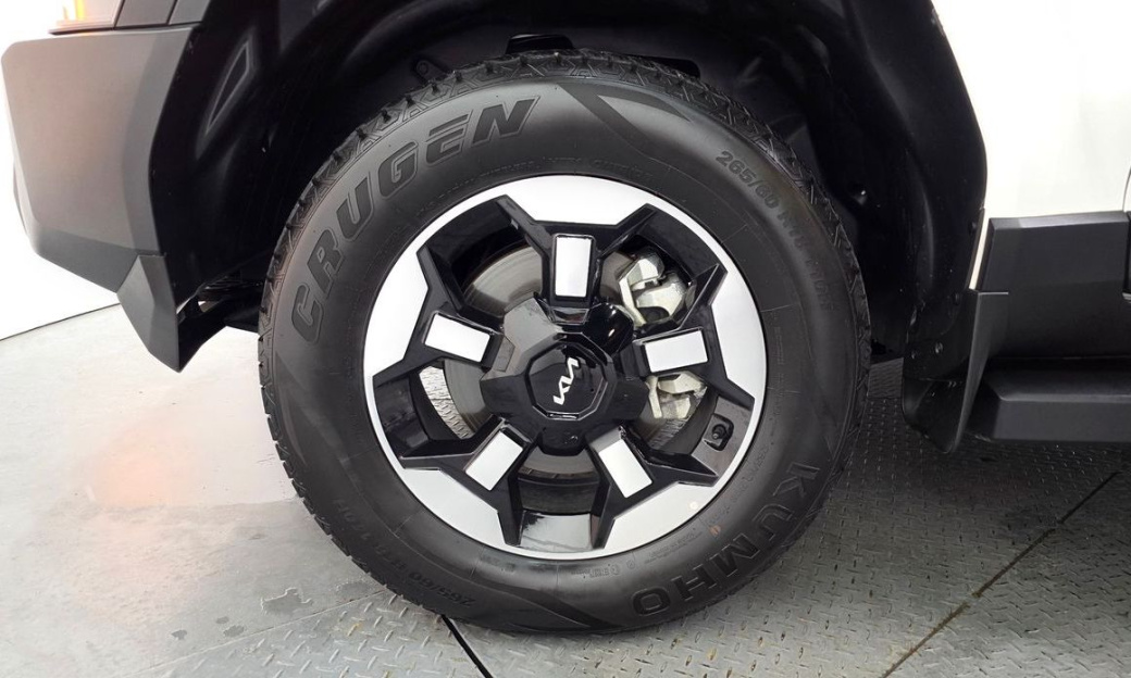 Kia Tasman 2.5T Gasoline 4WD, 2026
