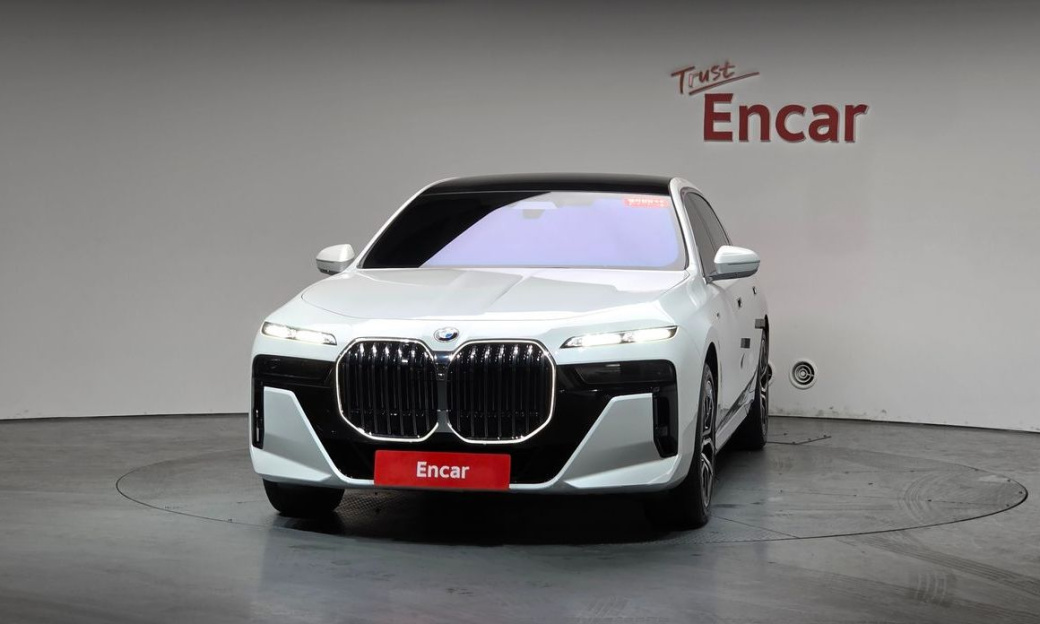 BMW 7-Series 740i xDrive M Sport, 2024