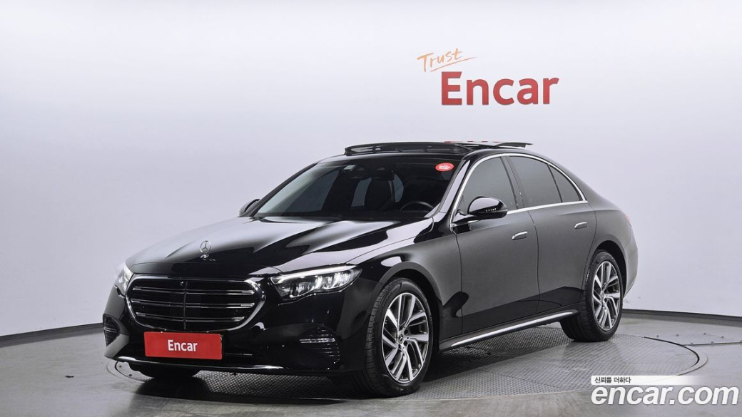 Mercedes-Benz E-Class E220d 4MATIC Exclusive, 2024