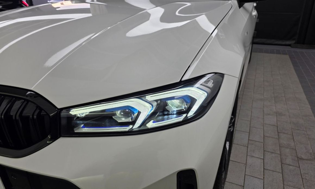 BMW 3-Series 320i M Sport, 2025