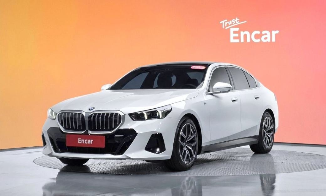 BMW 5-Series 520i M Sport, 2024