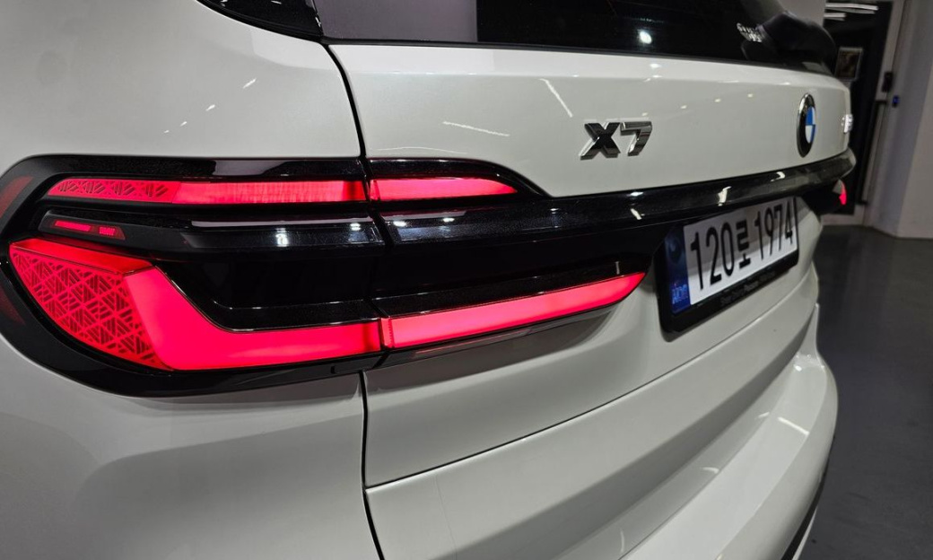 BMW X7 M60i xDrive M sport 6STR, 2024