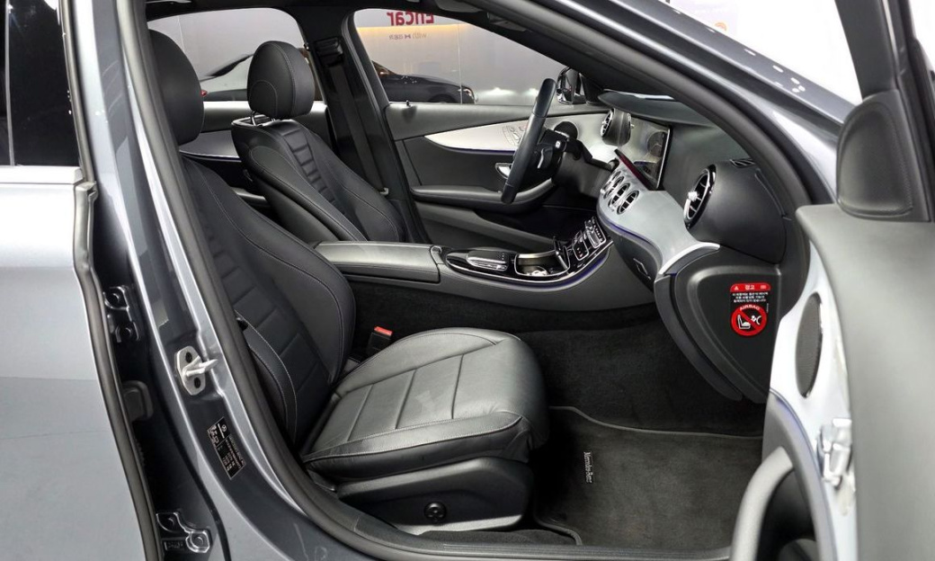 Mercedes-Benz E-Class E250 Avantgarde, 2021