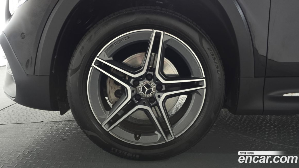 Mercedes-Benz GLB-Class GLB250 4MATIC, 2023