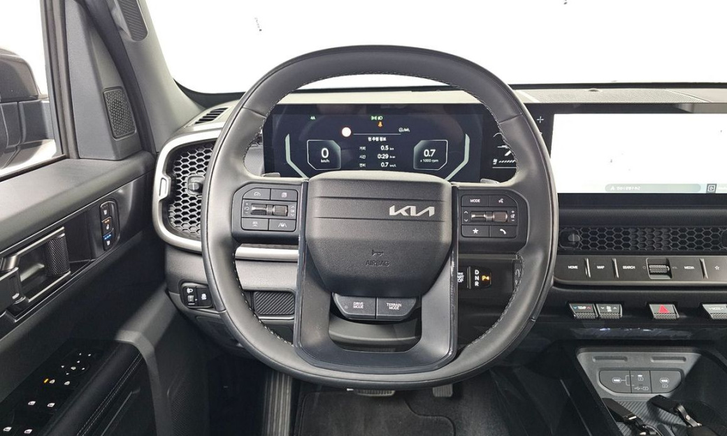 Kia Tasman 2.5T Gasoline 4WD, 2026