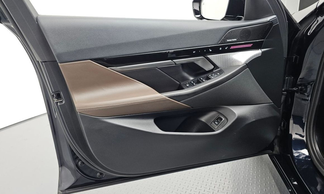 BMW 5-Series 520i M Sport, 2024