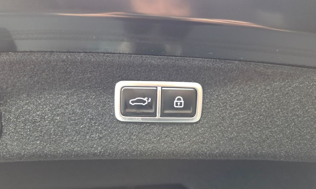 Genesis G80 Gasoline 2.5 Turbo AWD, 2025