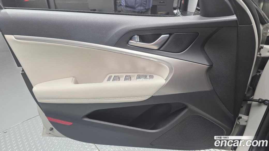 Genesis G70 Gasoline 2.5T 2WD, 2024
