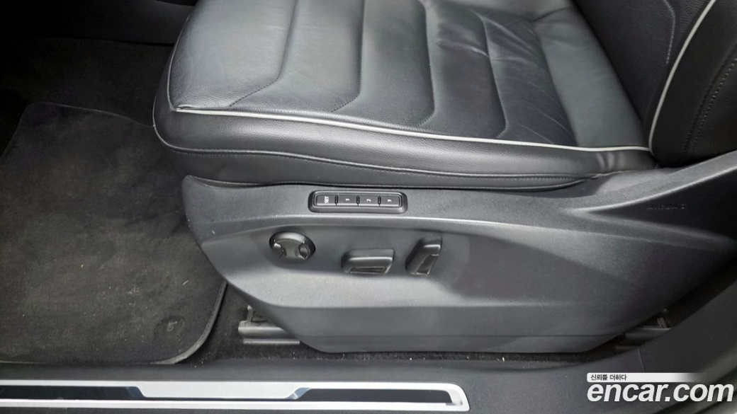 Volkswagen Tiguan 2.0 TDI Premium, 2023