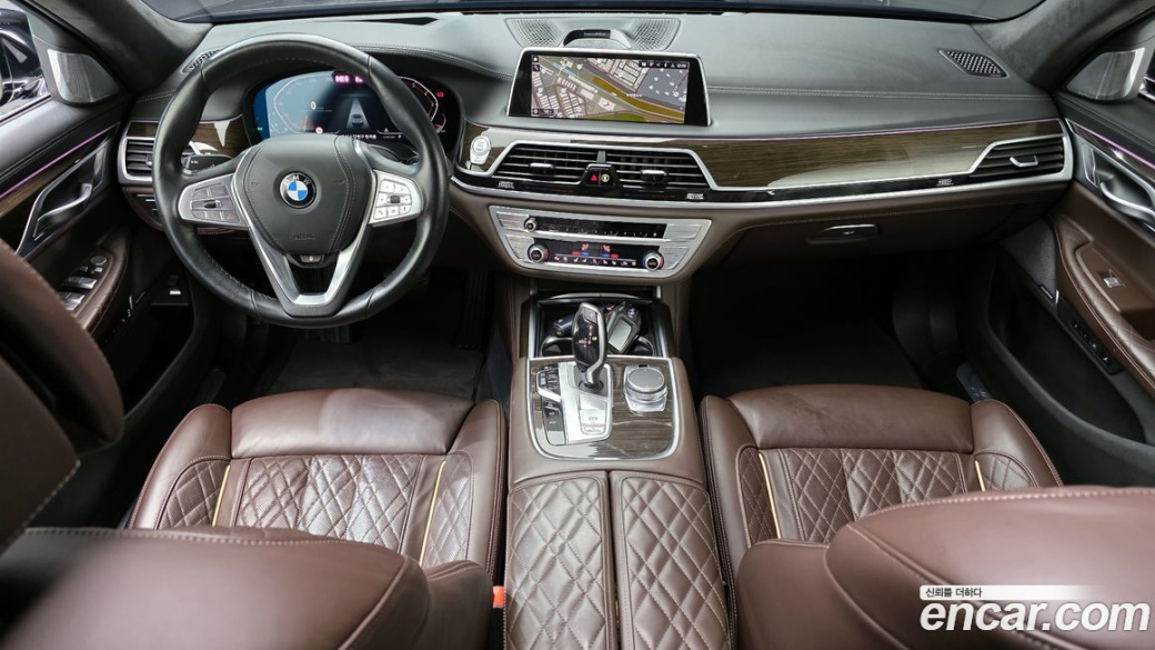 BMW 7-Series 740Li xDrive Design Pure Excellence, 2022
