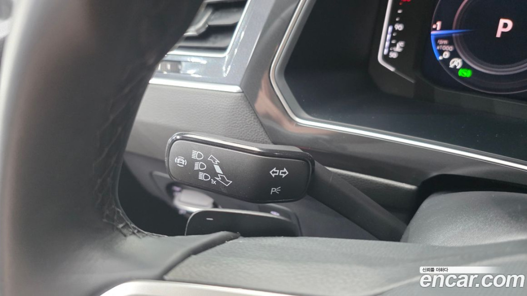 Volkswagen Tiguan 2.0 TSI Prestige, 2024