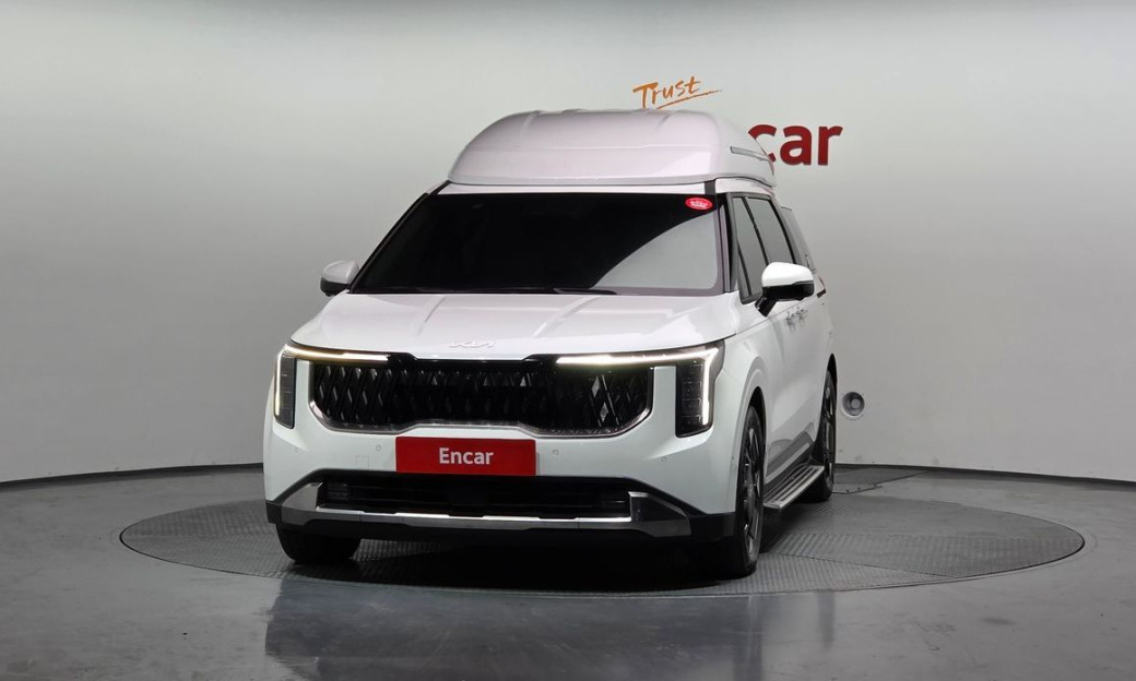 Kia Carnival 9-Seater Hi Limousine, 2024
