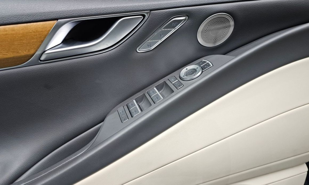 Genesis G80 Gasoline 2.5 Turbo AWD, 2023