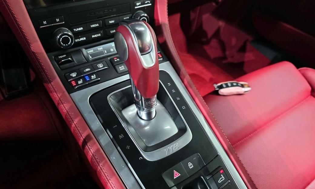 Porsche 718 4.0 GTS, 2024
