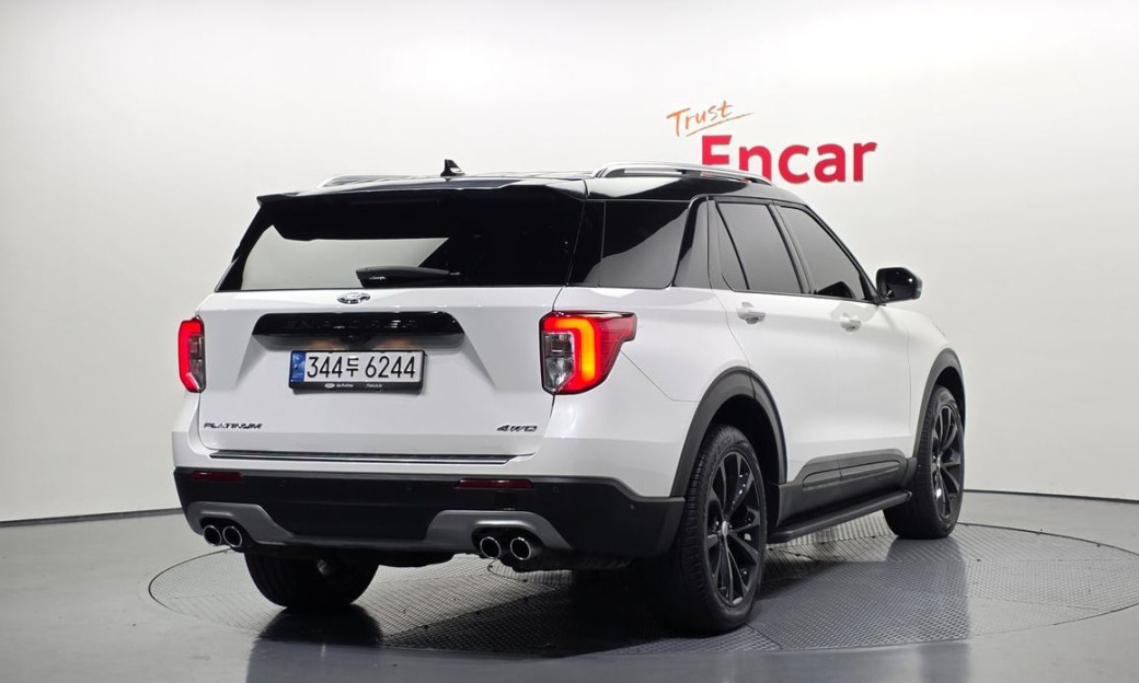 Ford Explorer 3.0 Platinum 4WD, 2022