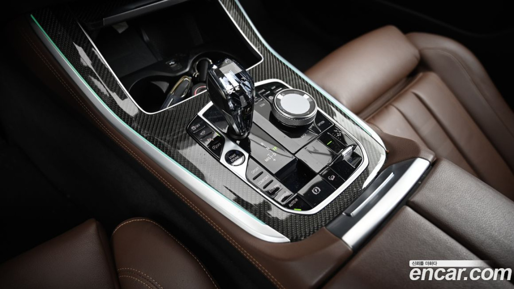 BMW X5 M50i, 2022