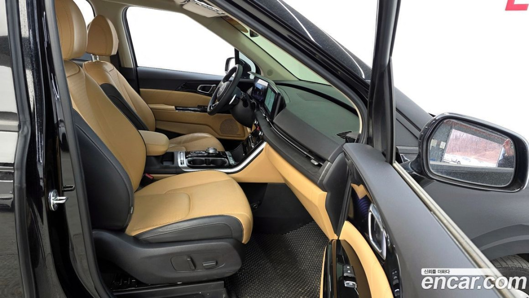Kia Carnival 9-Seater Signature, 2023