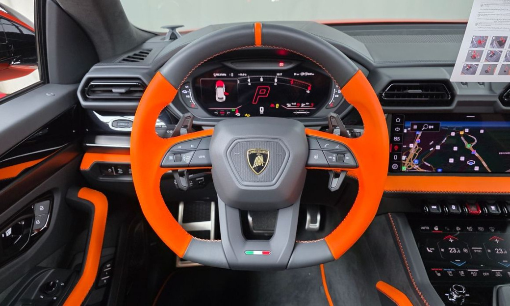 Lamborghini Urus 4.0 V8 SE, 2025