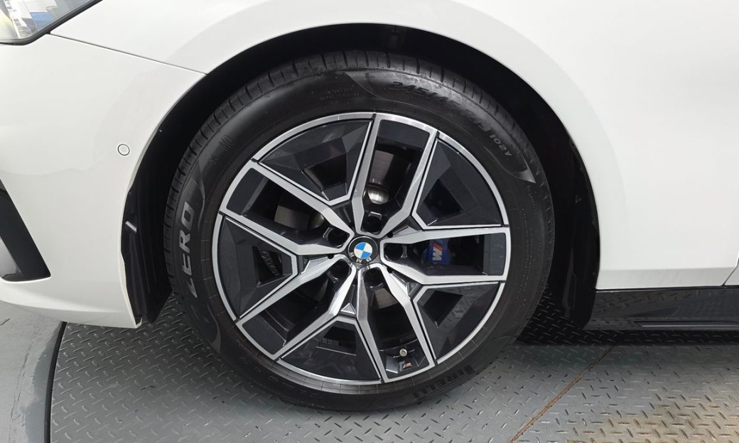 BMW 5-Series 520i M Sport, 2024