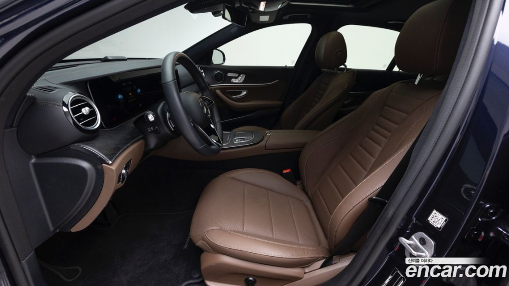 Mercedes-Benz E-Class E250 AMG Line, 2023