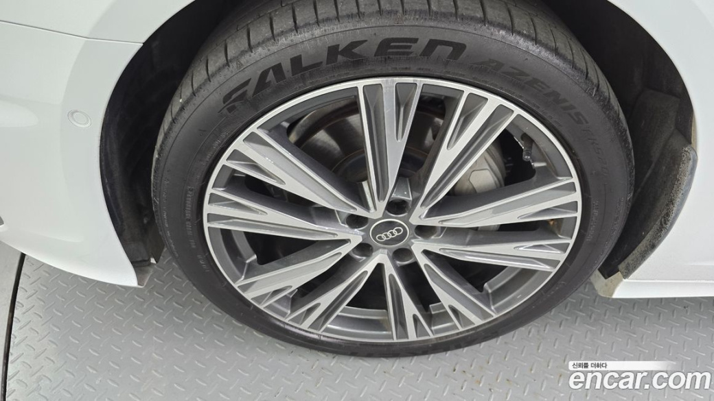 Audi A6 45 TFSI Quattro Premium, 2023