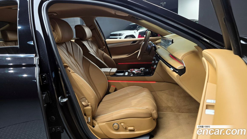 Genesis G80 Gasoline 2.5 Turbo 2WD, 2025