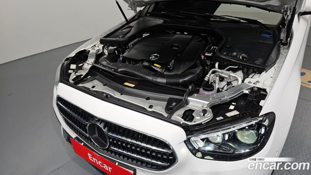 Mercedes-Benz E-Class E350 4MATIC Avantgarde, 2022